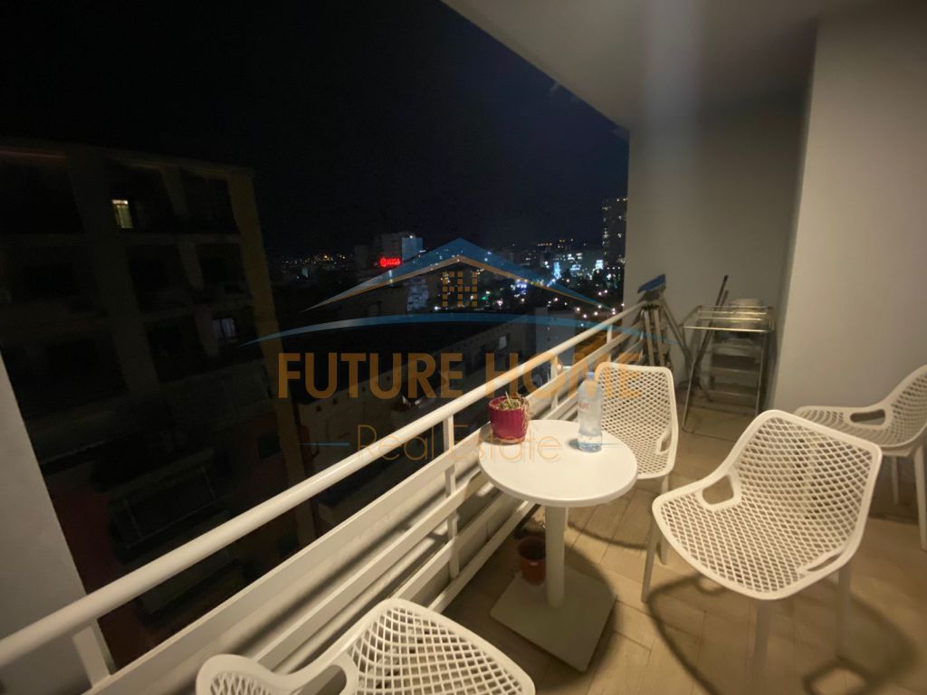 Qera, Apartament 3+1+2 +Post Parkimi, Qendër