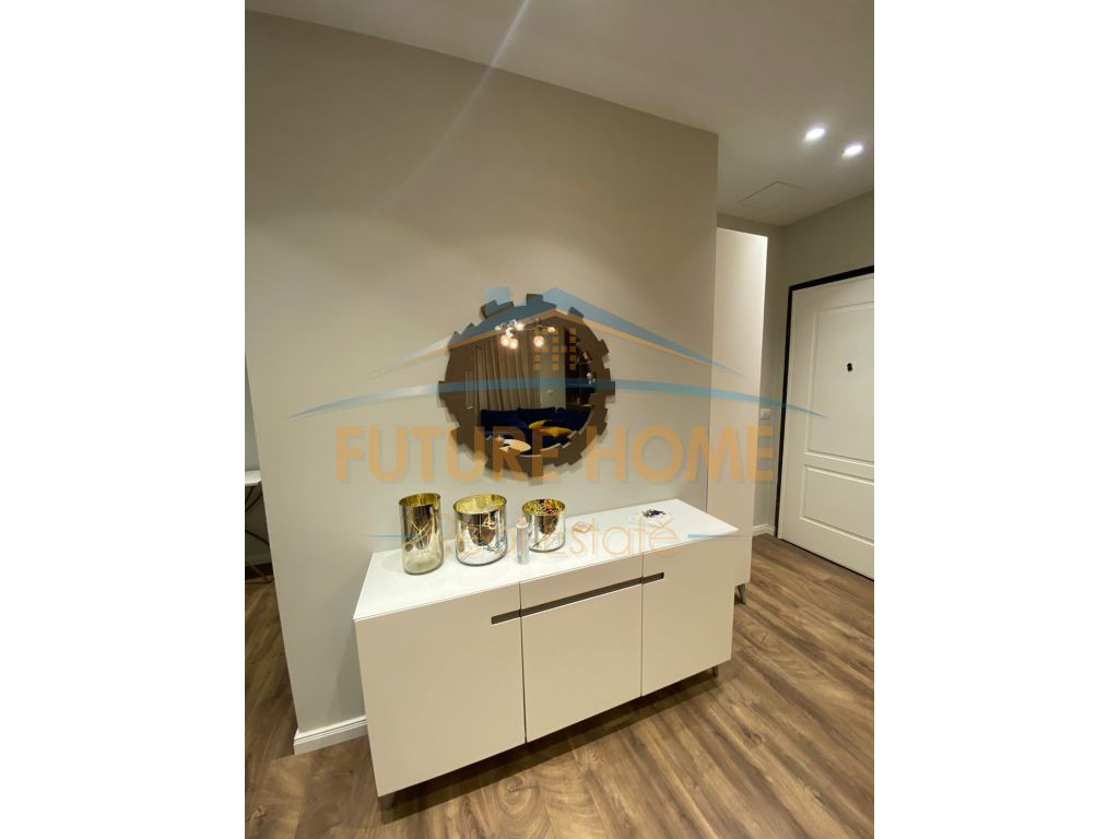 Qera, Apartament 3+1+2 +Post Parkimi, Qendër