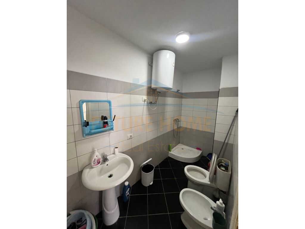 Shitet, Apartament 1+1, Shkembi i Kavajes