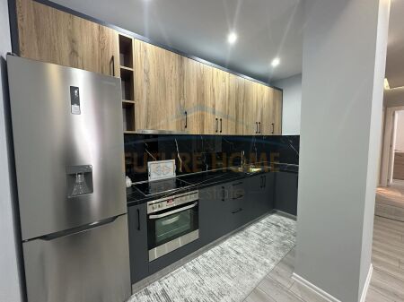 Qera, Apartament 2+1+2+Post Parkimi , Yzberisht.