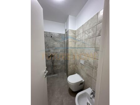 Qera, Apartament 2+1+2, Don Bosko.