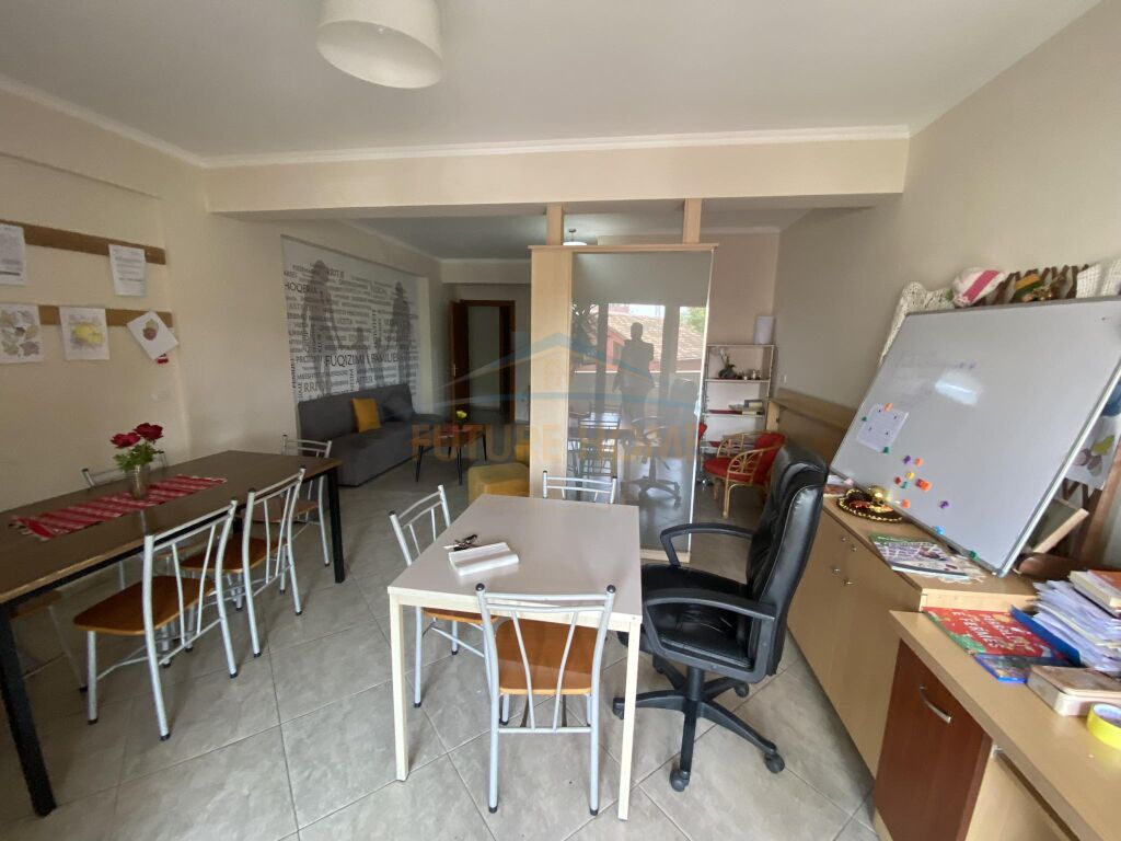 In affitto, locali commerciali, Don Bosko, Tirana