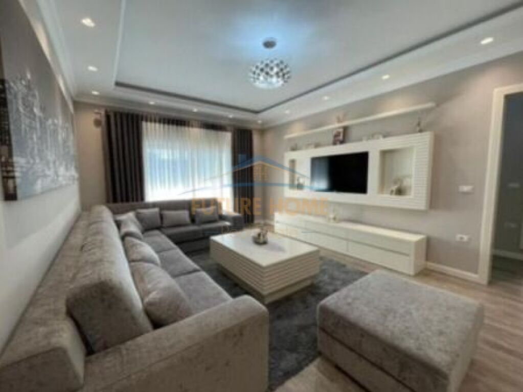 In Affitto, Appartamento 2+1 con 3 Balconi, Vilat e Arabit, Linze, Tirana