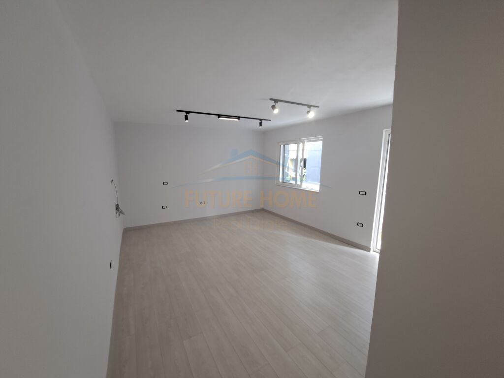 Rent, Apartment 1+1, Near Piramide, Tirana