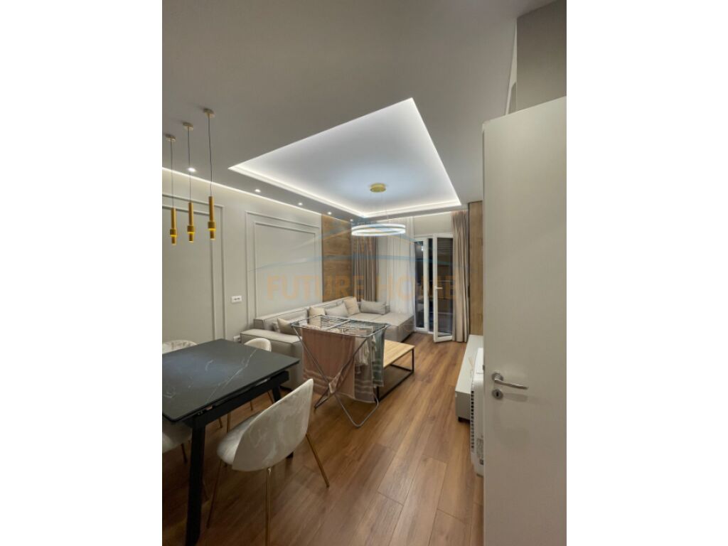 Qera, Apartament 2+1+2+Post Parkimi, Kodra e Diellit, Tiranë