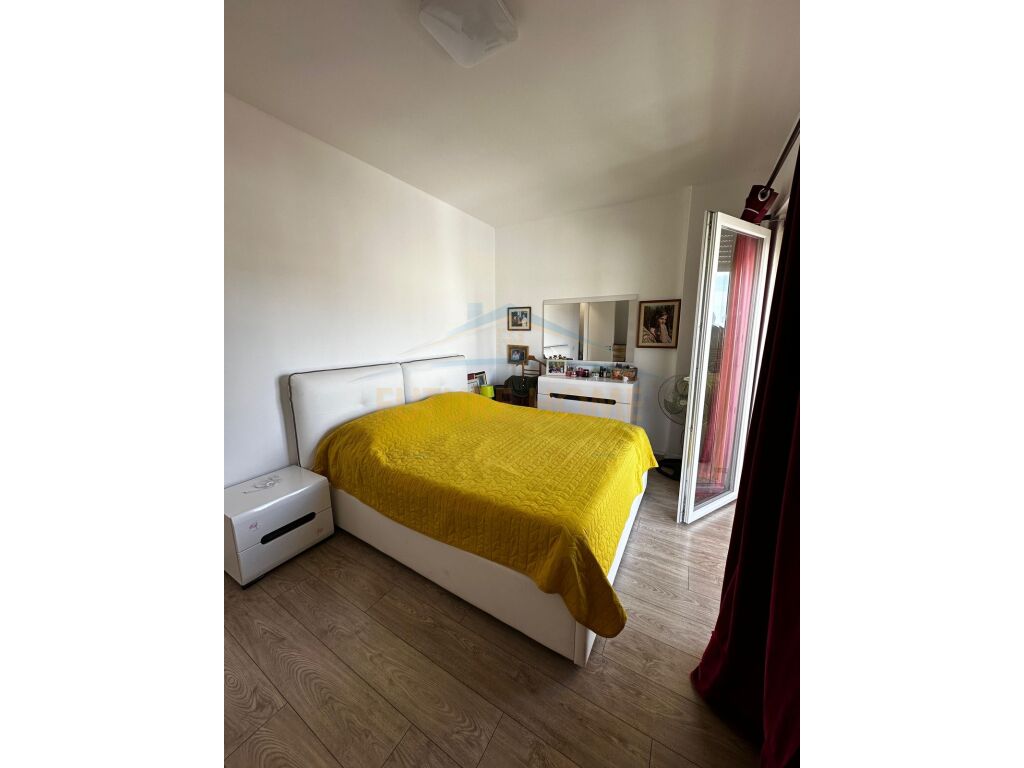 Shitet,Apartament 2+1, Univers City, Tirane
