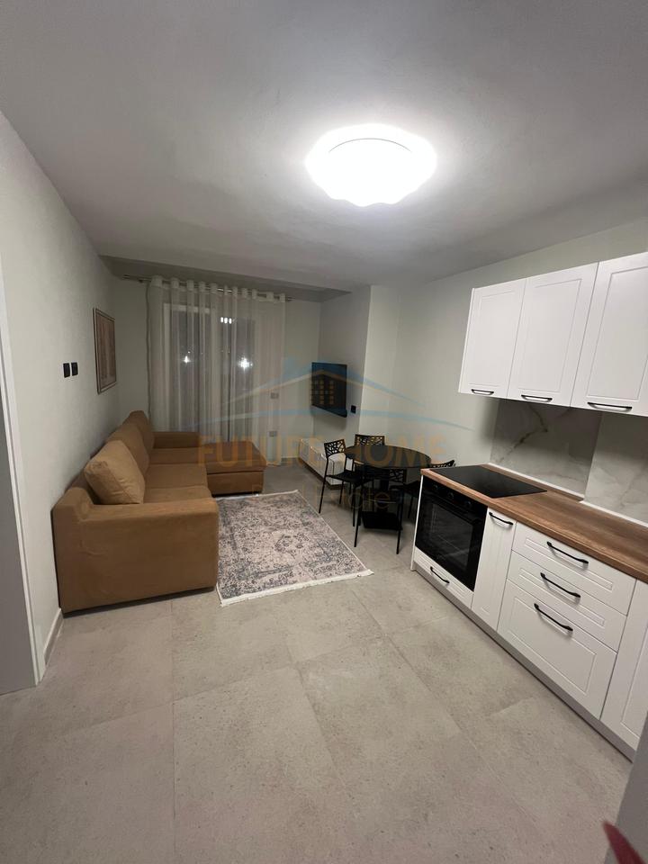 Qira, Apartament 2+1, Kinostudio, Tiranë.