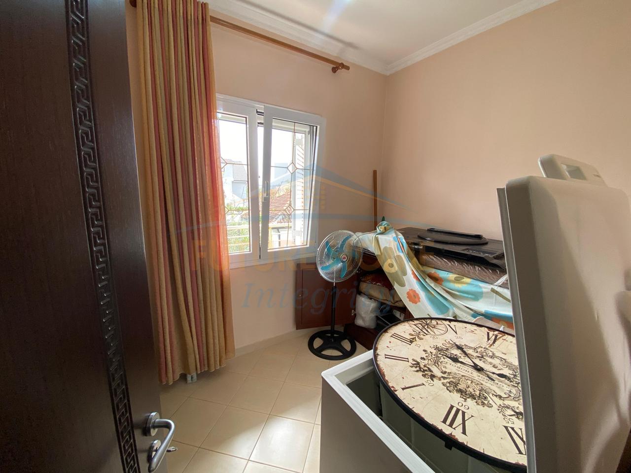 For sale, Private House and Business Building, Kamëz, Tirana.