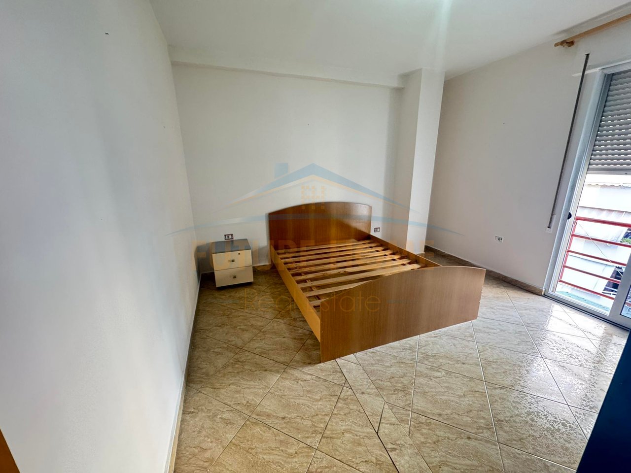 For rent, 2+1 apartment, Paris Municipality, Tirana.
