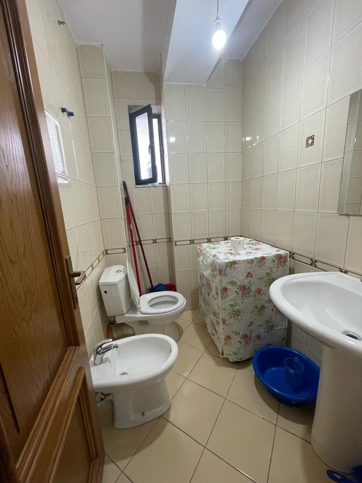 Qera, Apartament 2+1+2, Liqeni Artificiale, Tirane.