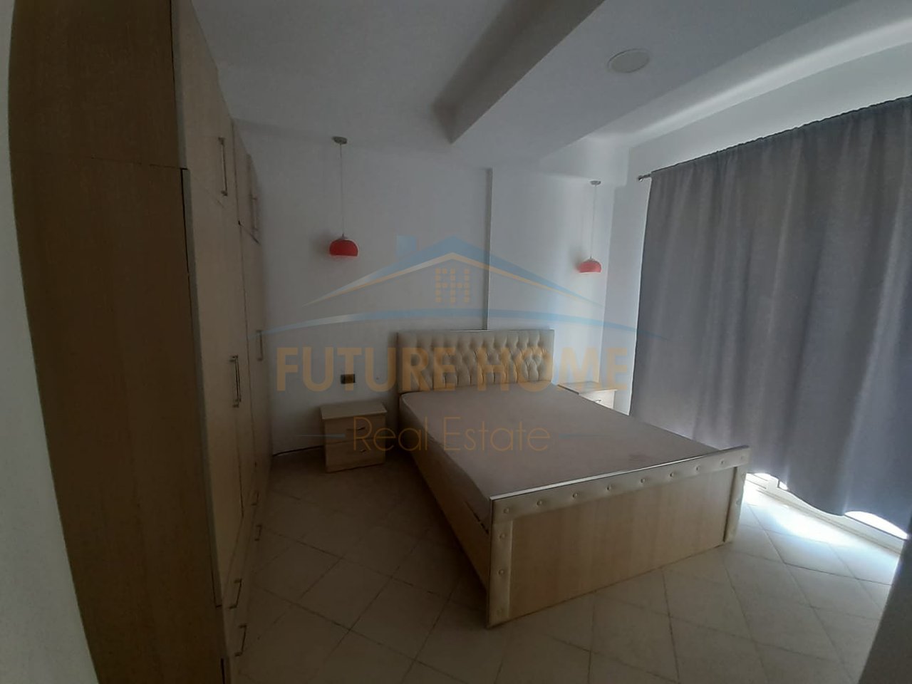 In vendita, appartamento 1+1, via Muhamet Deliu, Tirana.