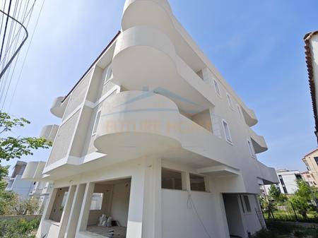 For sale, Villa, Golem.