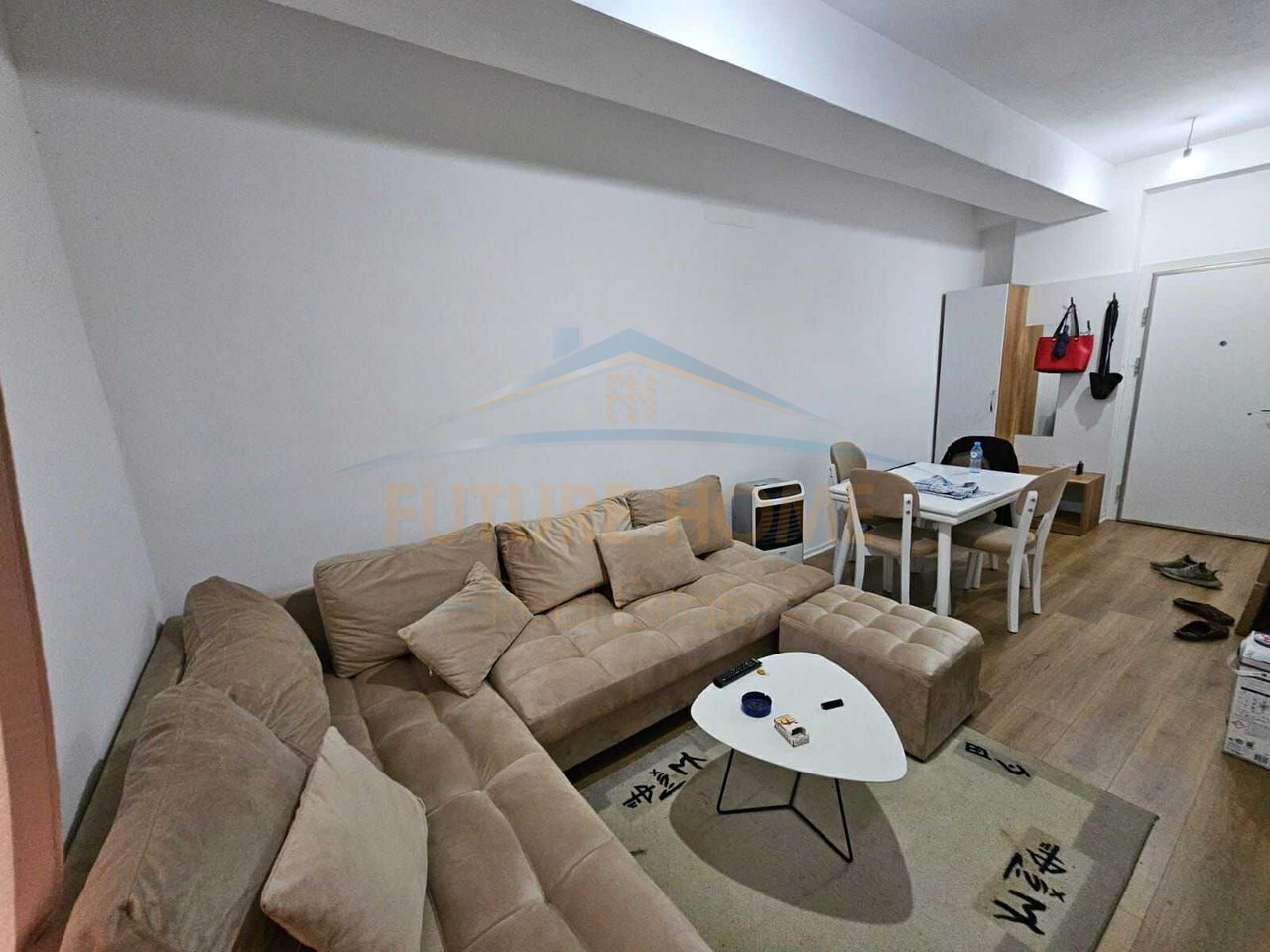 Shitet, Apartament 2+1, Ali Demi, Tiranë.