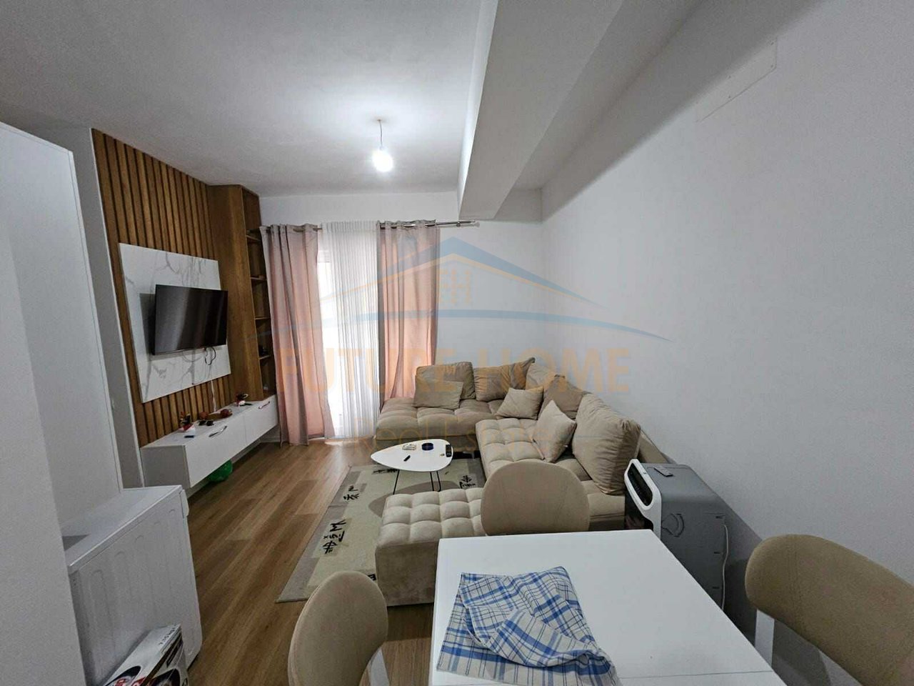 Shitet, Apartament 2+1, Ali Demi, Tiranë.
