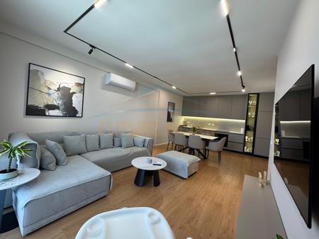 Shitet, Apartament 2+1+2, Rezidenca Future Home, Unaza e Re, Tiranë