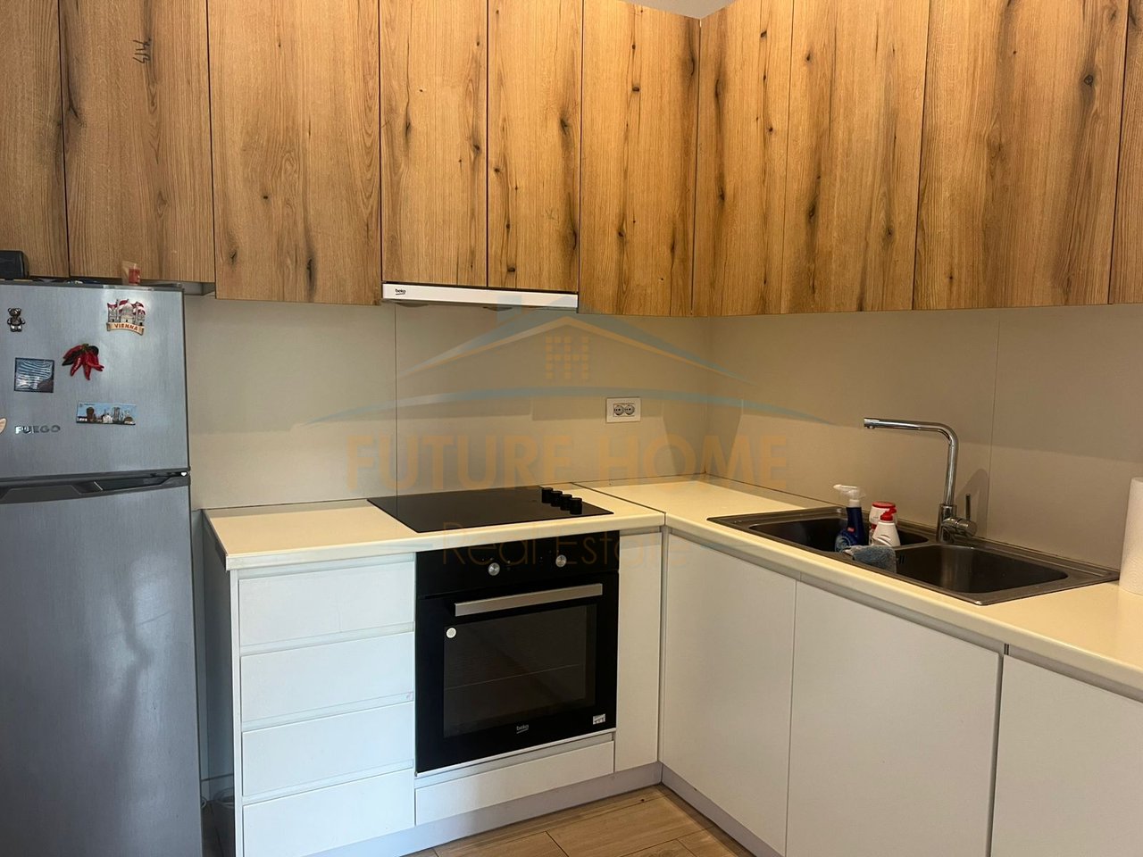 For rent, 1+1 Apartment, Kavaja Street, Former Park, Tirana.