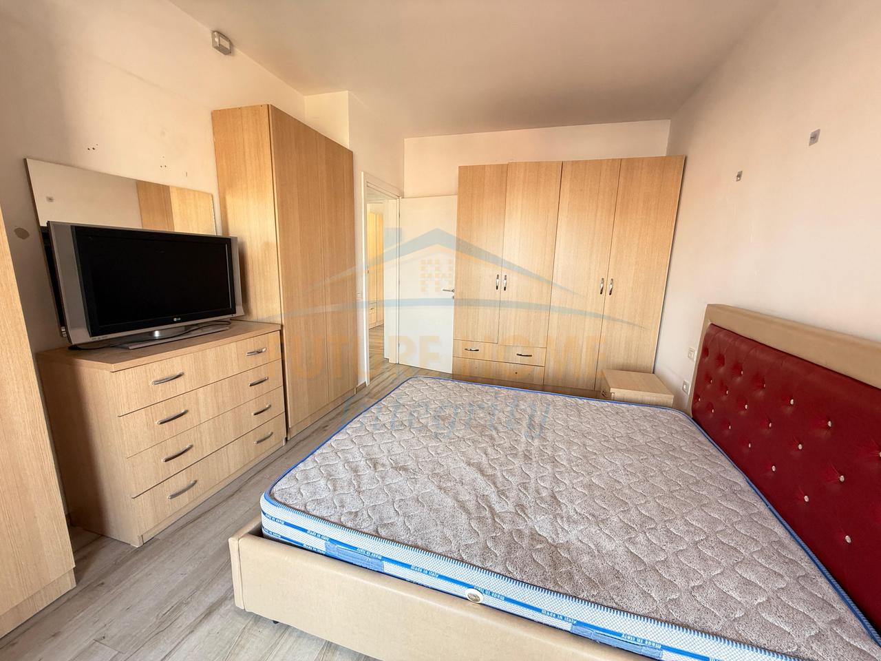 In vendita, Appartamento 3+1+2, Ali Demi, Tirana.