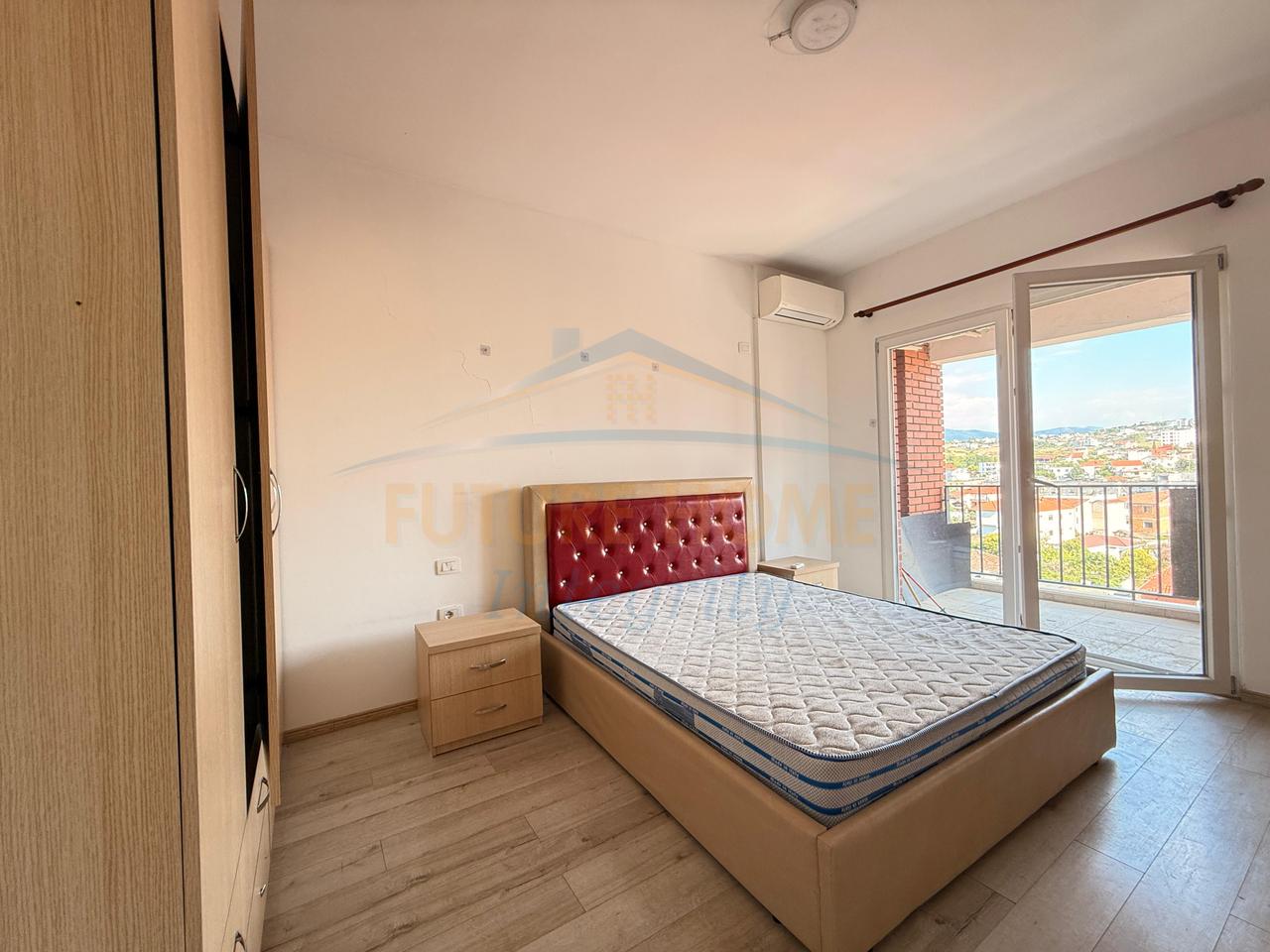 In vendita, Appartamento 3+1+2, Ali Demi, Tirana.