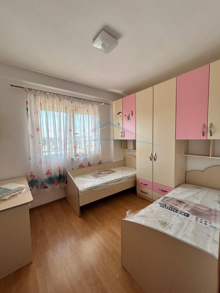 Qera, Apartament 2+1+2, Fresku, Tirane