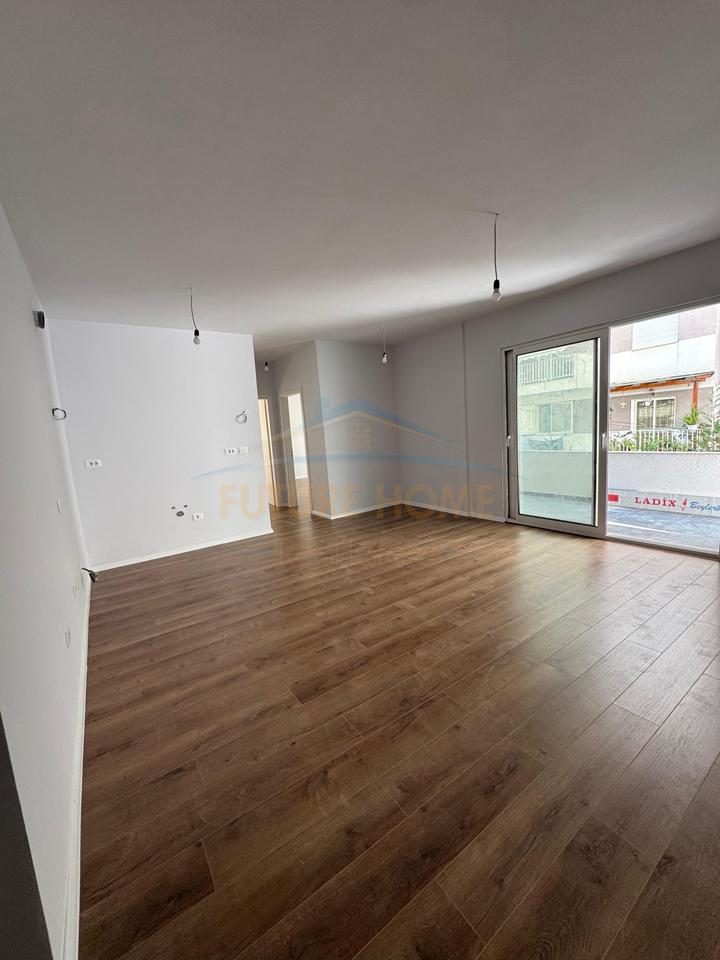 In vendita, Appartamento 2+1+2, Fresku, Tirana