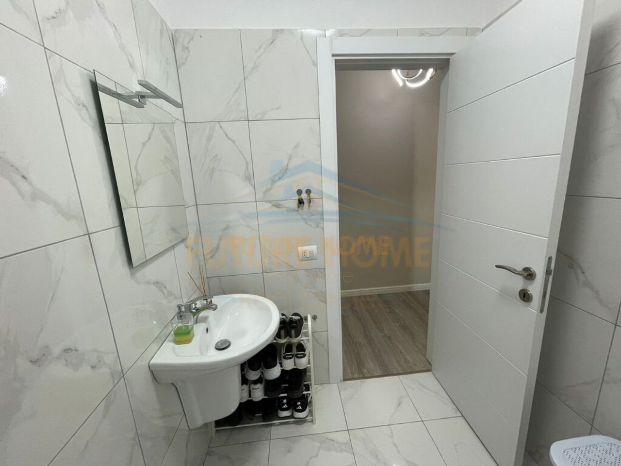 Affitto, Appartamento 2+1+2, Via Panorama, Tirana.