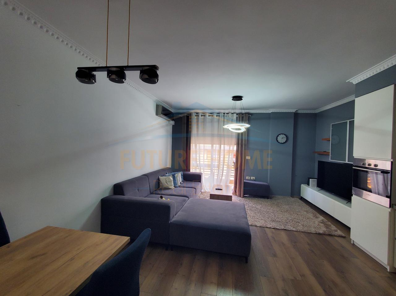 For rent, 2+1+2 Apartment, Fresku, Tirana
