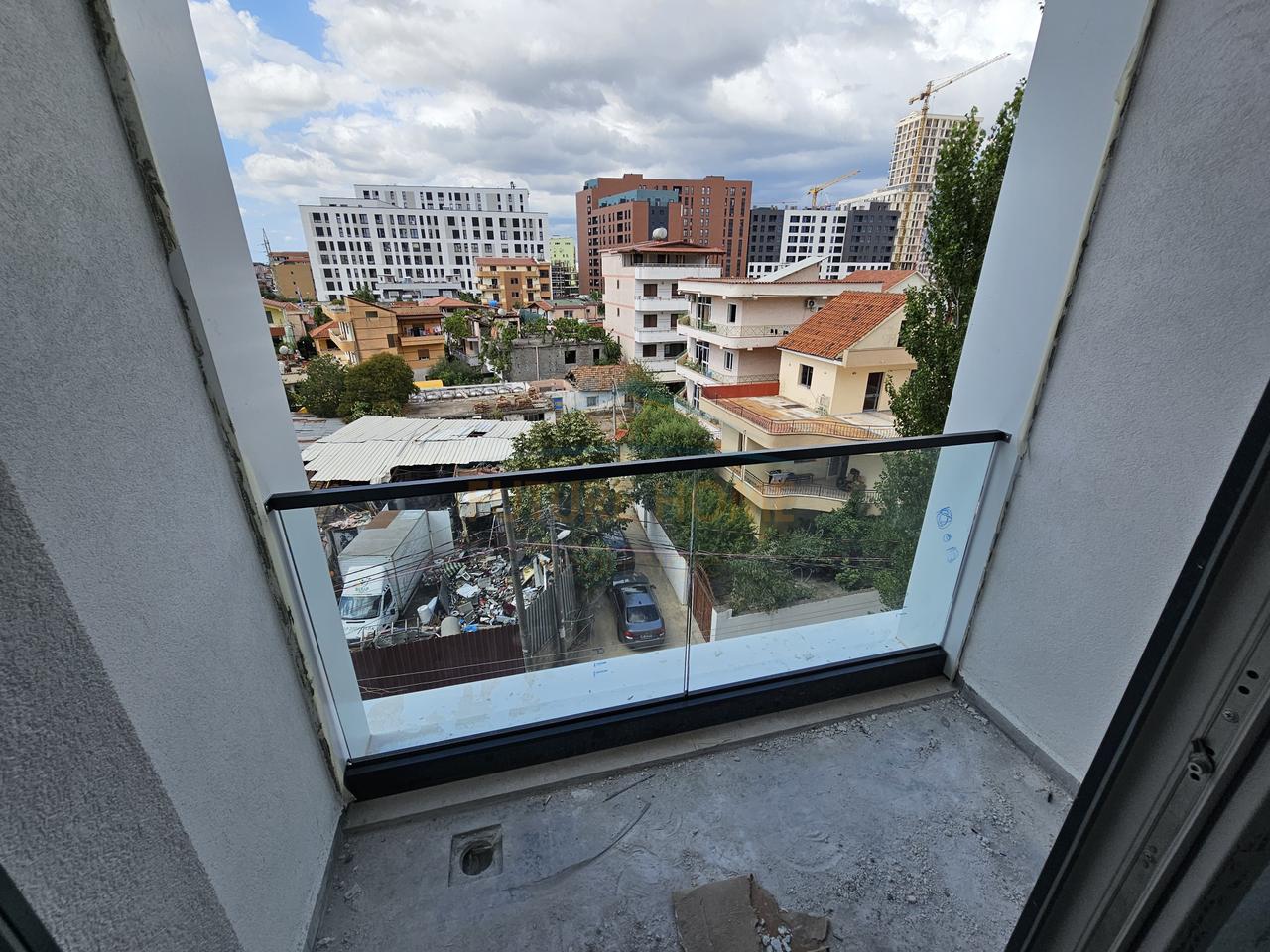 Shitet, Apartament 2+1+2, Jordan Misja, Bulevardi i Ri, Tiranë.
