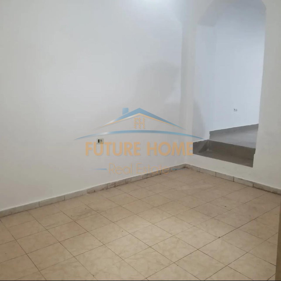 Qira, Ambiente d'Ufficio, Asilo Nido 1 Maggio