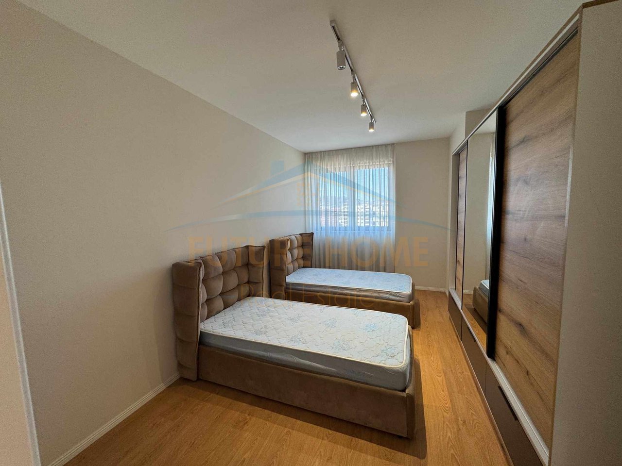 Rent, Apartment 2+1+2, New Ring.