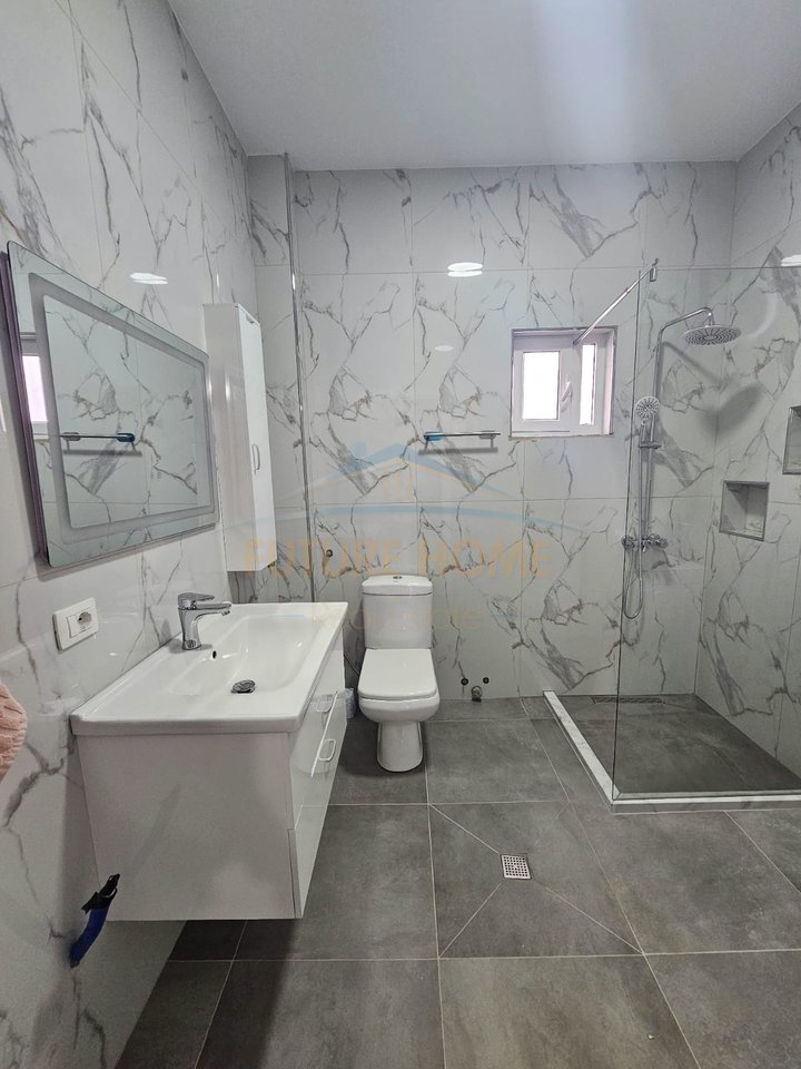 Për Qira, Apartament 2+1+3, Ish Kenet, Durres.