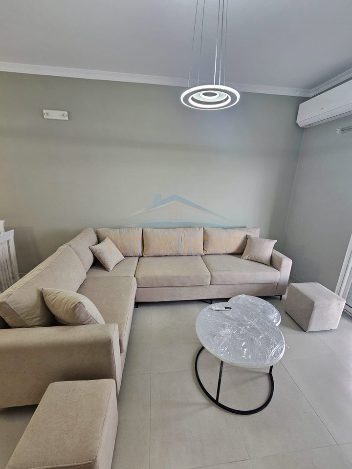 Për Qira, Apartament 2+1+3, Ish Kenet, Durres.