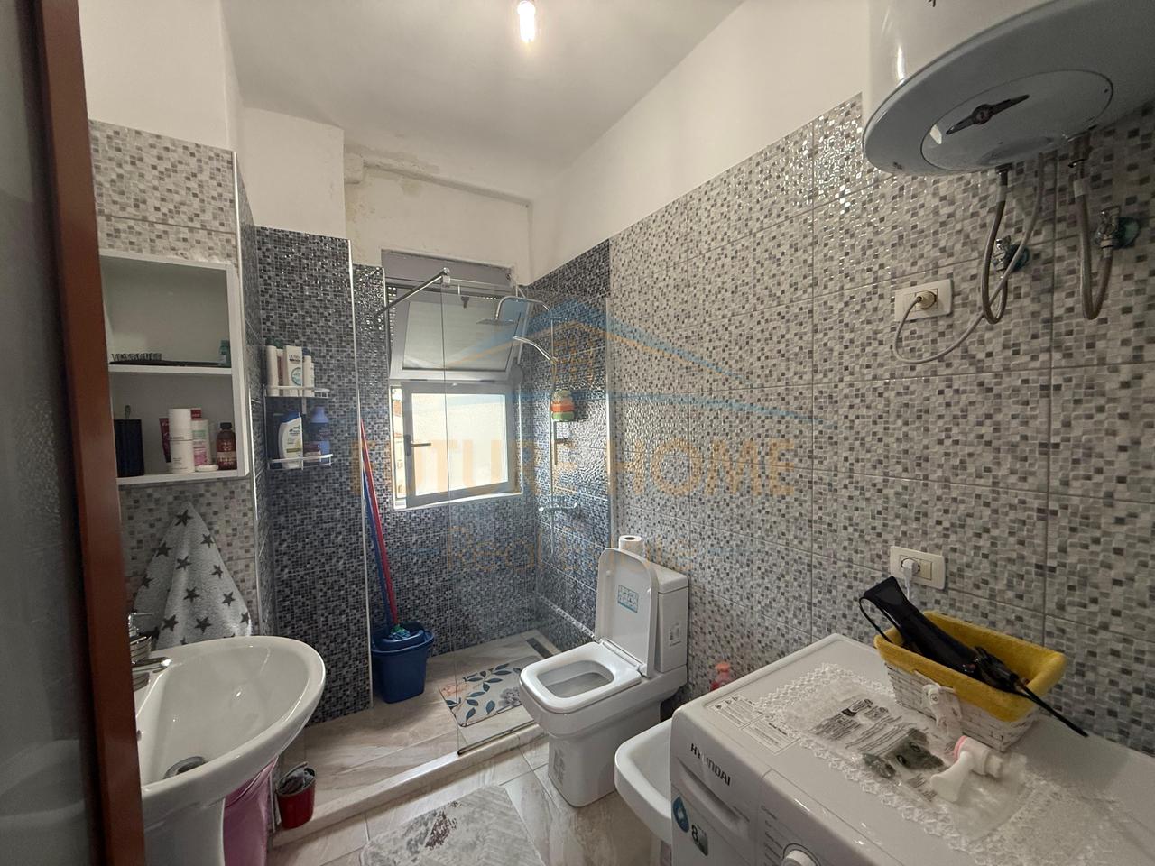 In vendita, Appartamento 2+1, Via Shefqet Kuka.