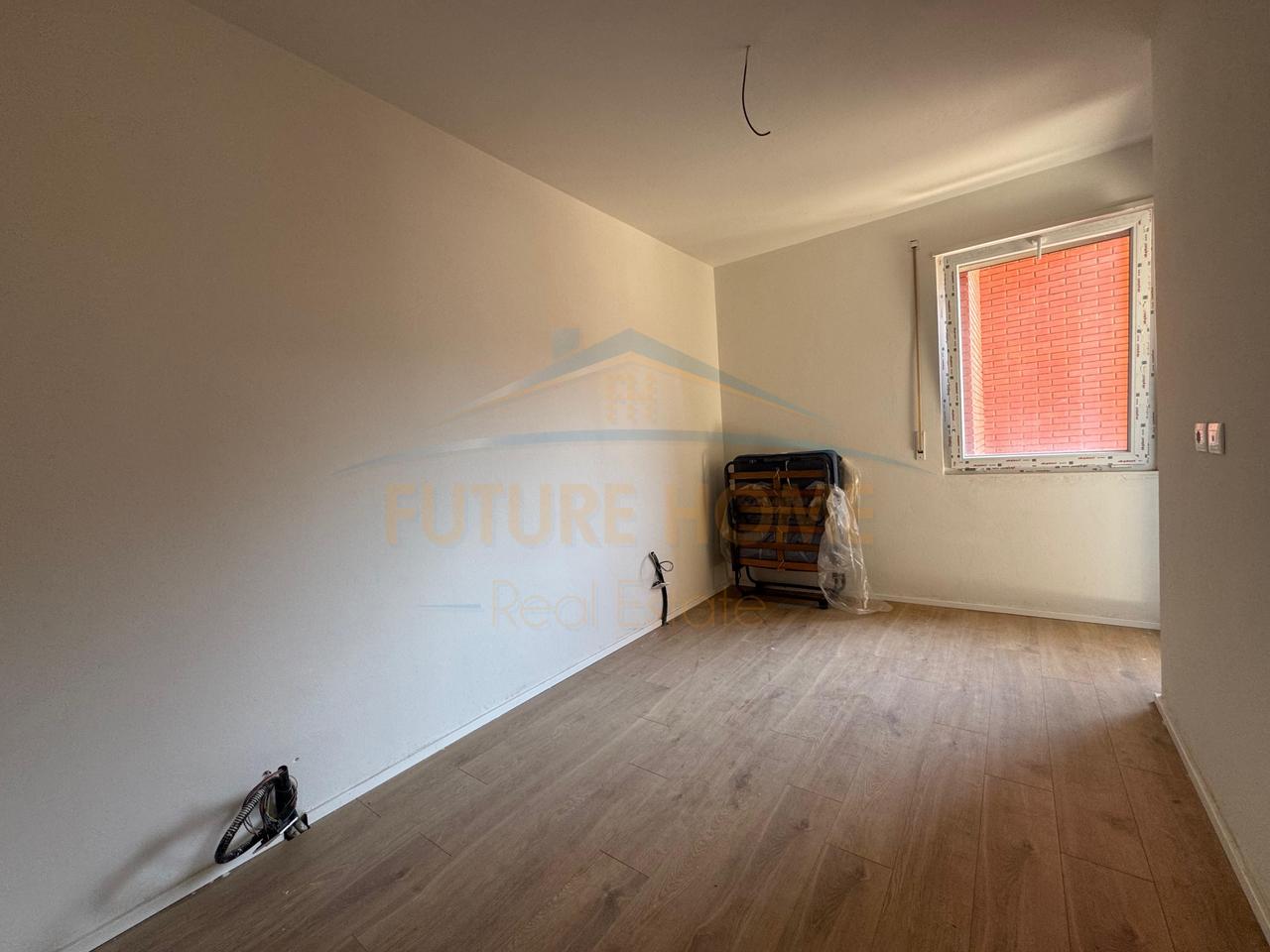 In vendita, Appartamento 1+1, Golden Park 3, Yzberisht, Tirana