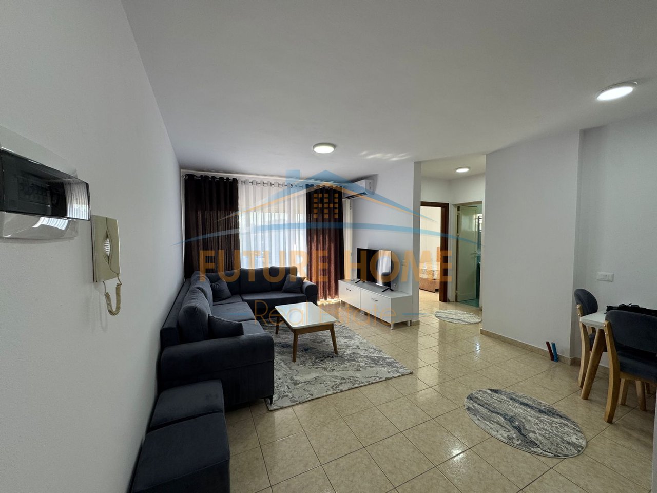 Qera, Apartament 2+1+Depo, Ish Fusha e Aviacionit, Tirane!