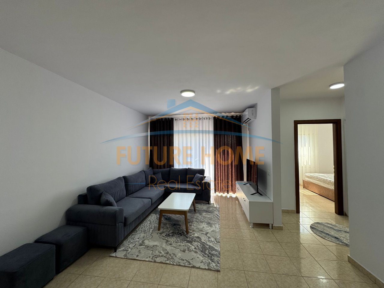 Qera, Apartament 2+1+Depo, Ish Fusha e Aviacionit, Tirane!
