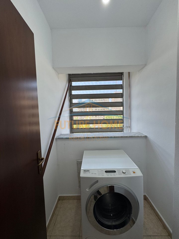 Qera, Apartament 2+1+Depo, Ish Fusha e Aviacionit, Tirane!