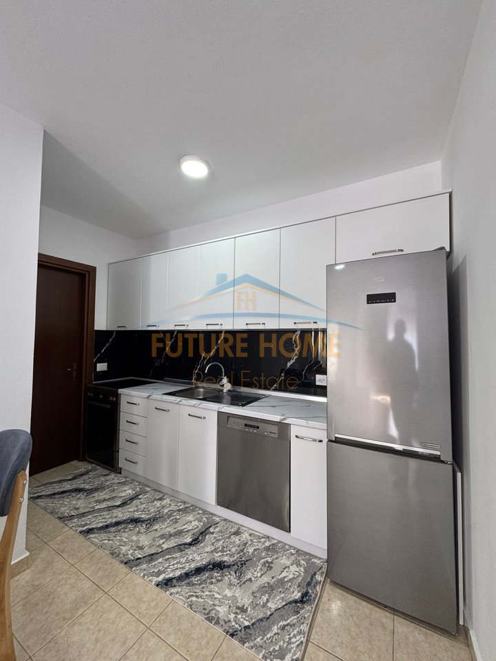 Qera, Apartament 2+1+Depo, Ish Fusha e Aviacionit, Tirane!