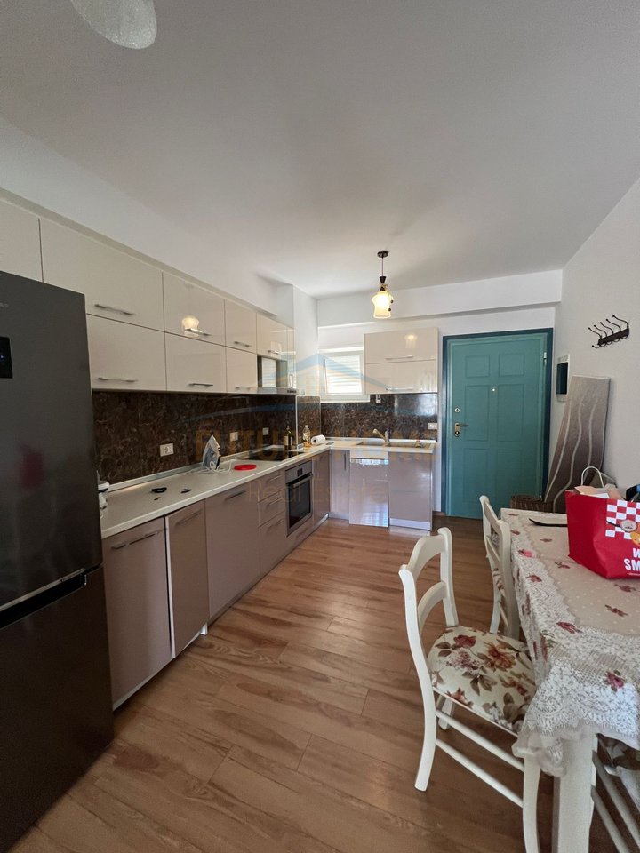 Affitto, Appartamento 2+1, Residenza Kodra e Diellit 2, Tirana