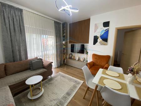 Shitet, Apartament 1+1, Fresku, Tiranë.