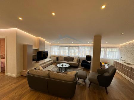 Qera, Apartament 3+1, Fresku, Tirane.