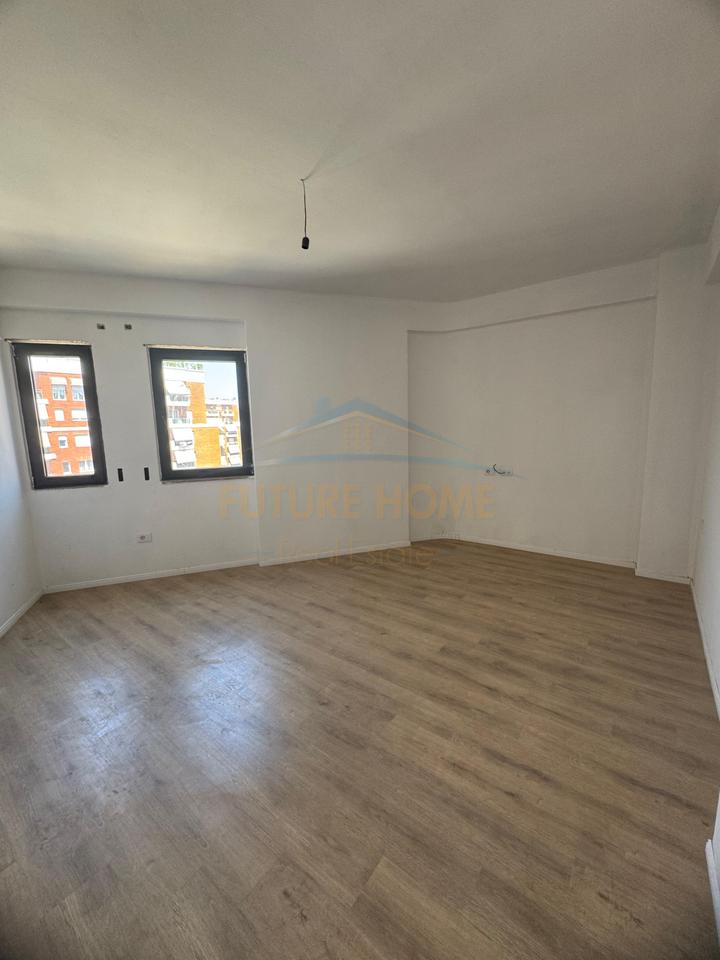 For sale, 2+1+2 Apartment, Oasis Residence, New Ring