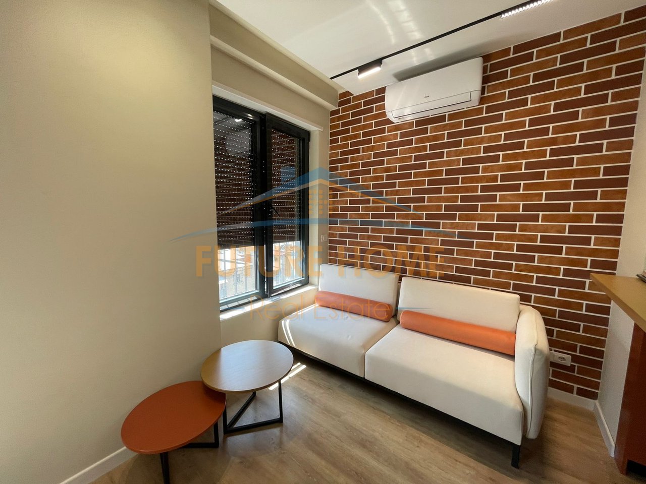 In affitto, appartamento 1+1 + posto auto, New Boulevard, Tirana.