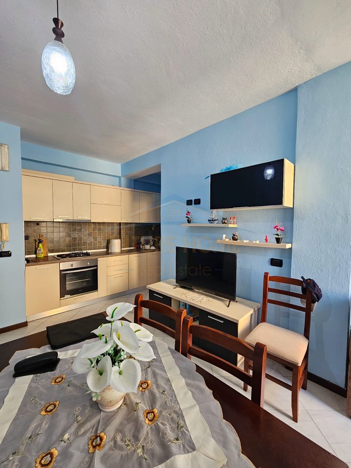 For sale, 1+1 Apartment, Golem.