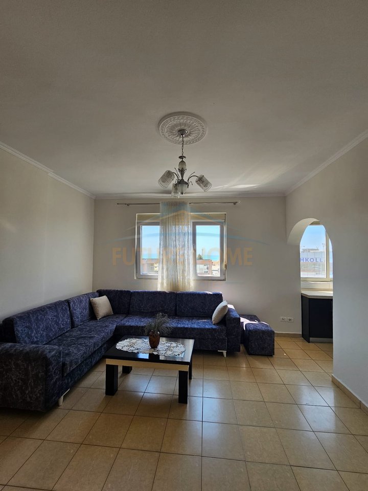 In vendita, appartamento 2+1 con veranda, Ponte Dajlan, Durazzo.