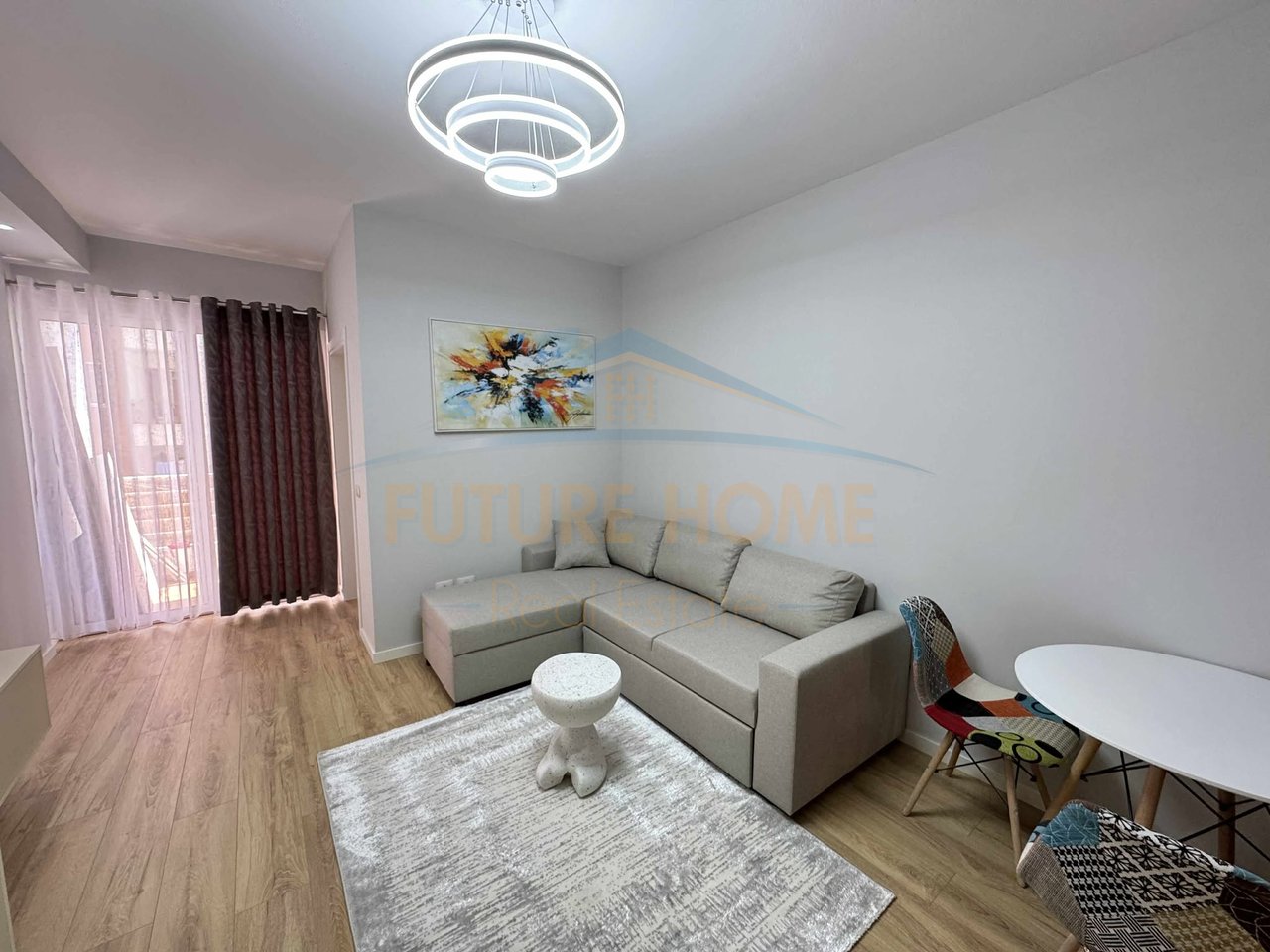 Shitet, Apartament 1+1, Yzberisht, Tiranë.