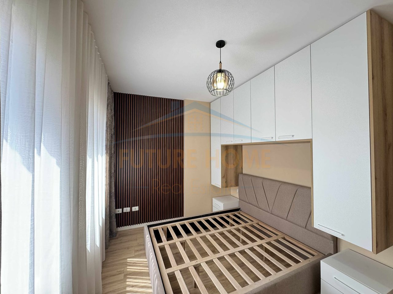 Shitet, Apartament 1+1, Yzberisht, Tiranë.
