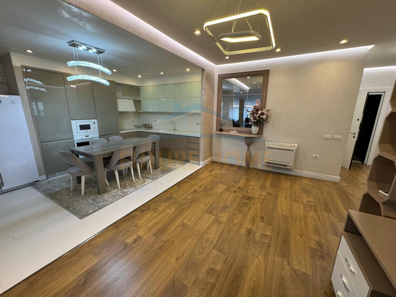 Qera, Apartament 3+1, Fresku, Tirane.