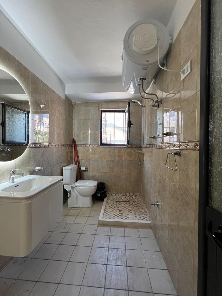For sale, 2+1 Apartment, Oxhaku, Tirana.