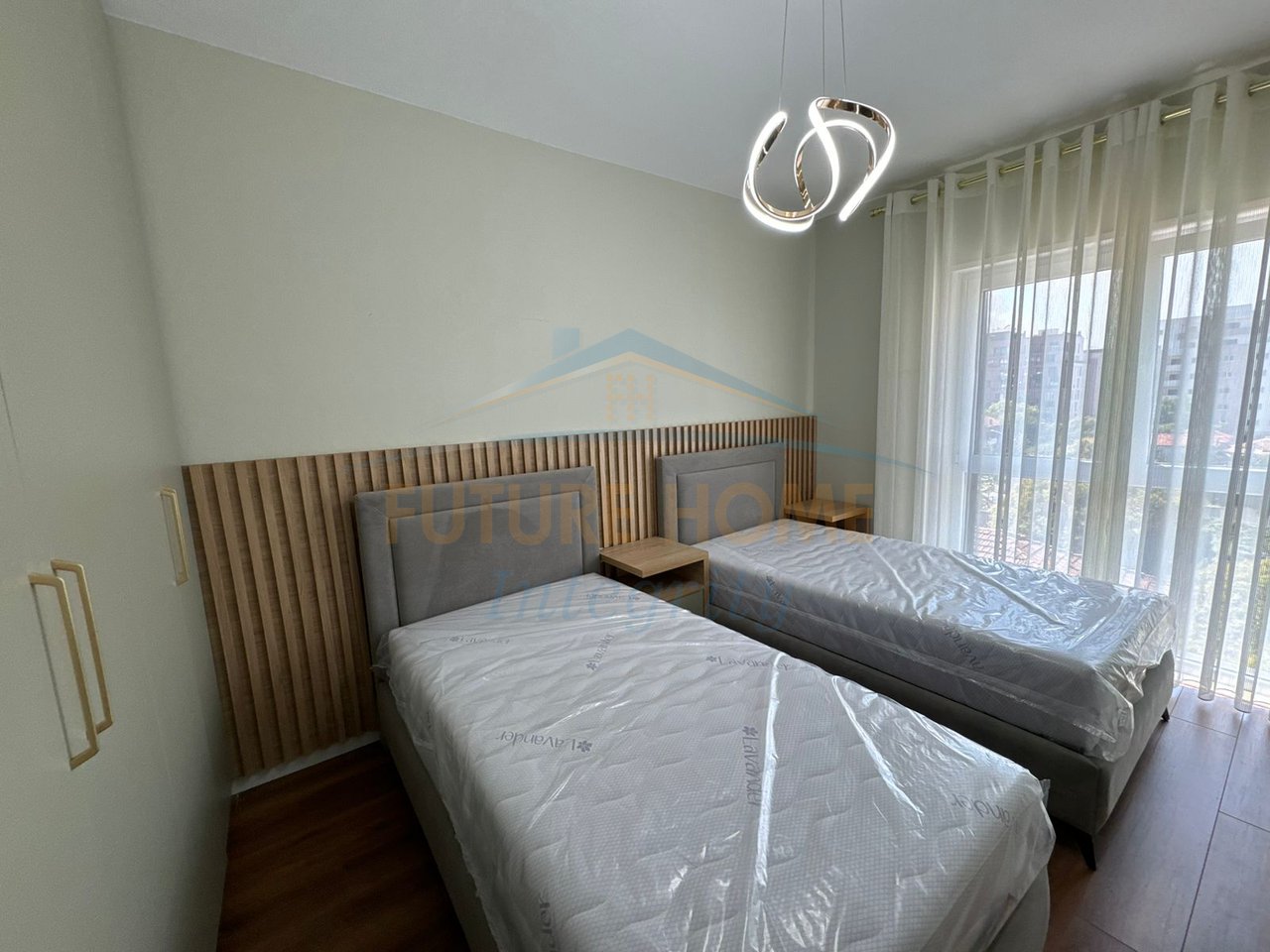 Rent, Apartment 2+1, Red School, Tirana.