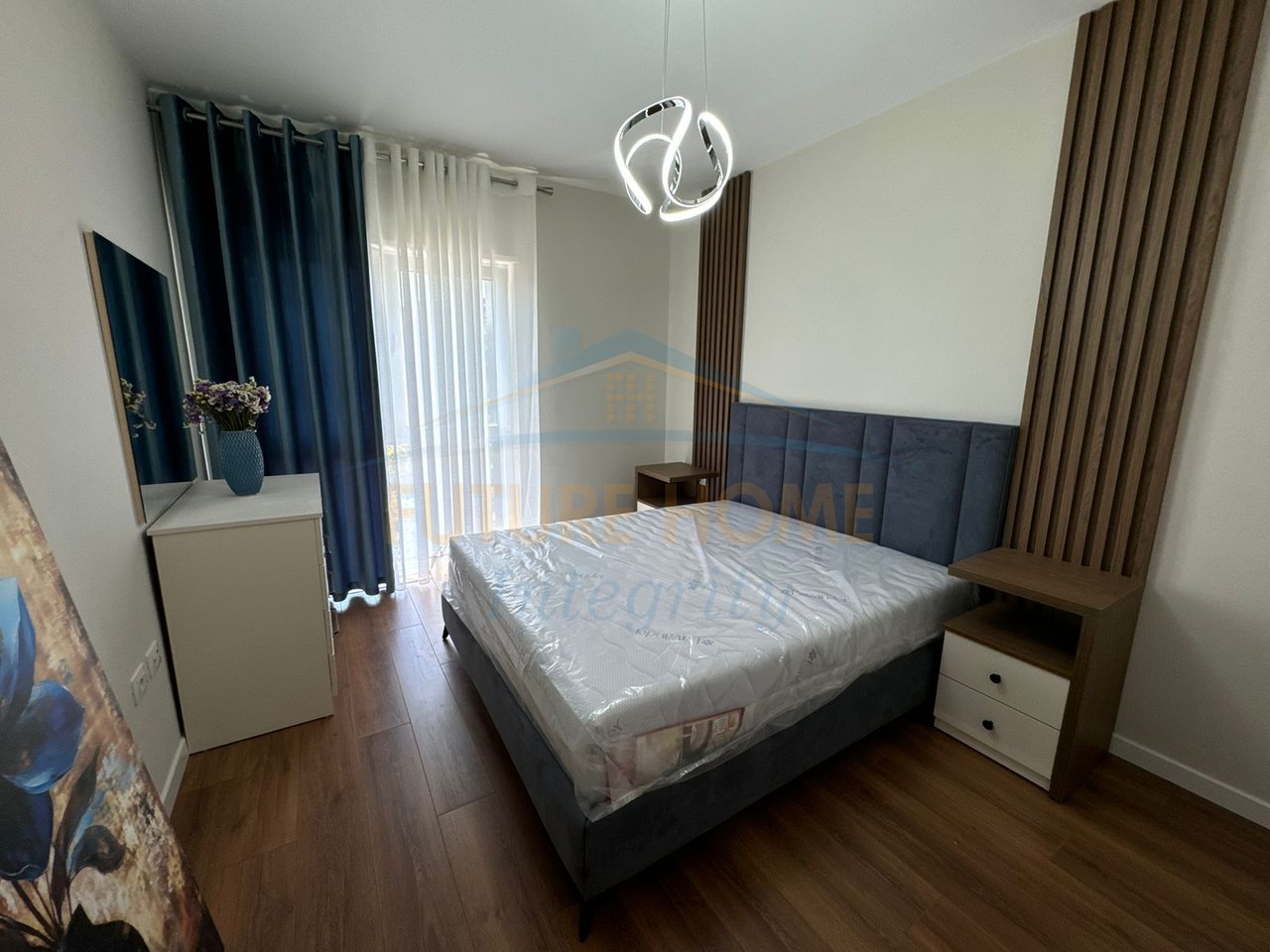 Rent, Apartment 2+1, Red School, Tirana.